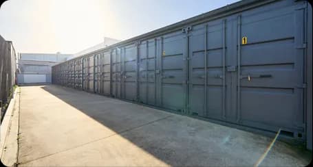 LocknLeave Waltham facility photo 2